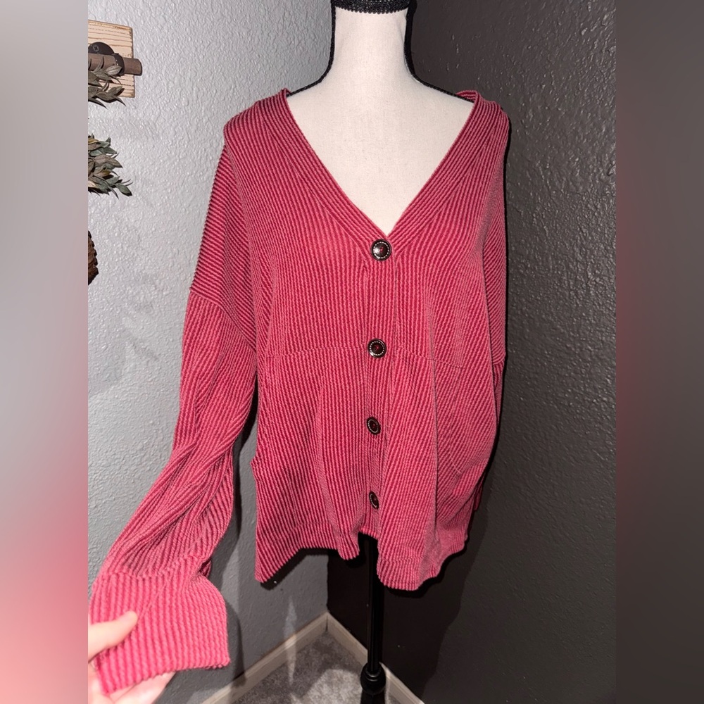 7th Ray Red Ribbed Cardigan